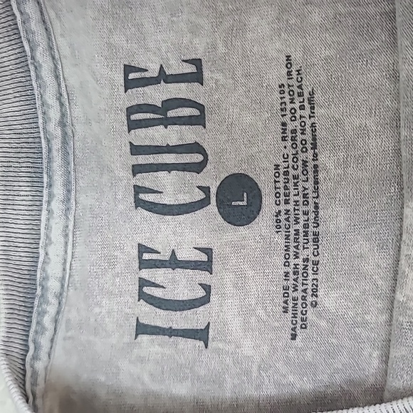 Licensed Band Merch West Coast's Own Ice Cube Graphic Stone Wash Tee Light Gray - Picture 11 of 17